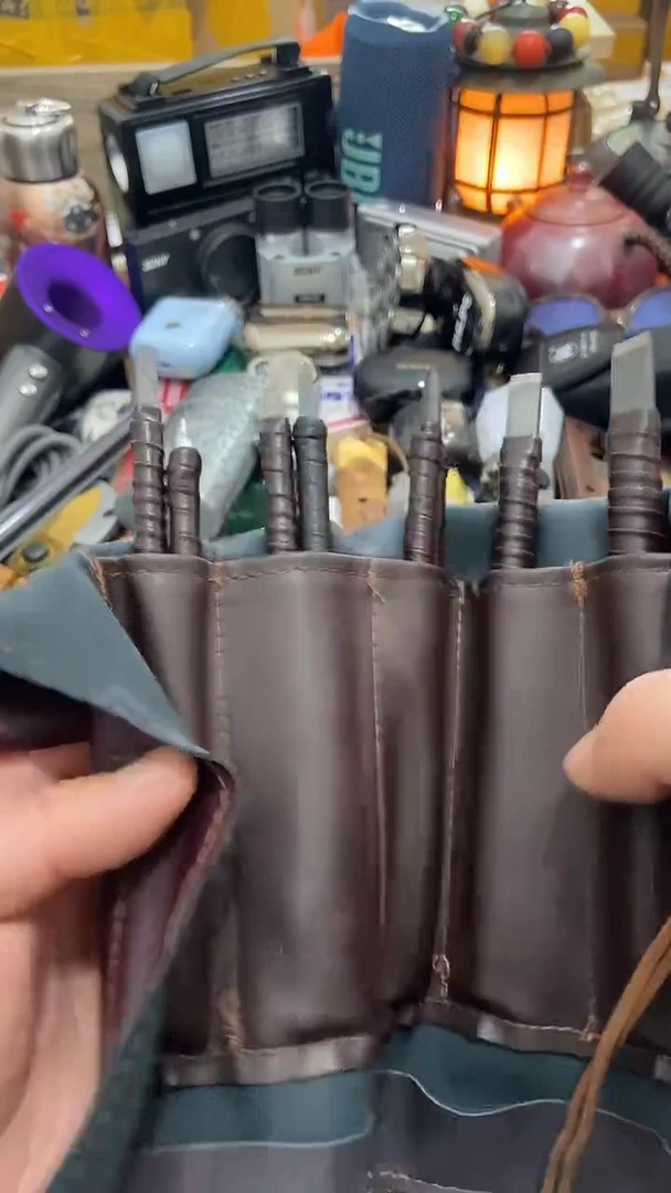 瓷片闪购商品 如图所示