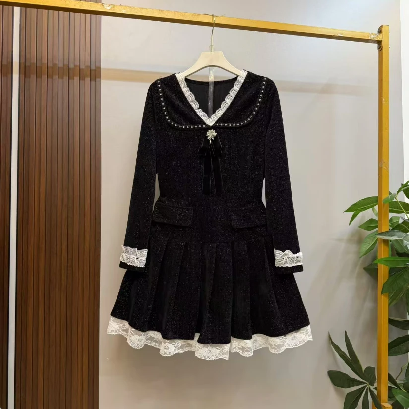 新款大码女装时尚洋气甜美减龄温柔千金风长袖显瘦连衣裙