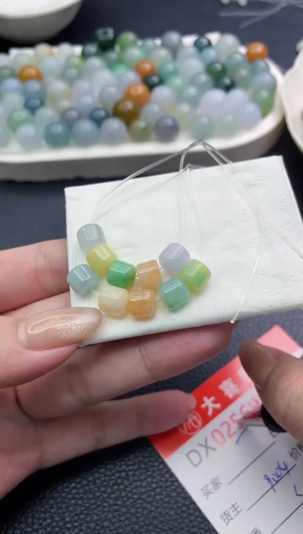 定制翡翠未镶嵌珠子