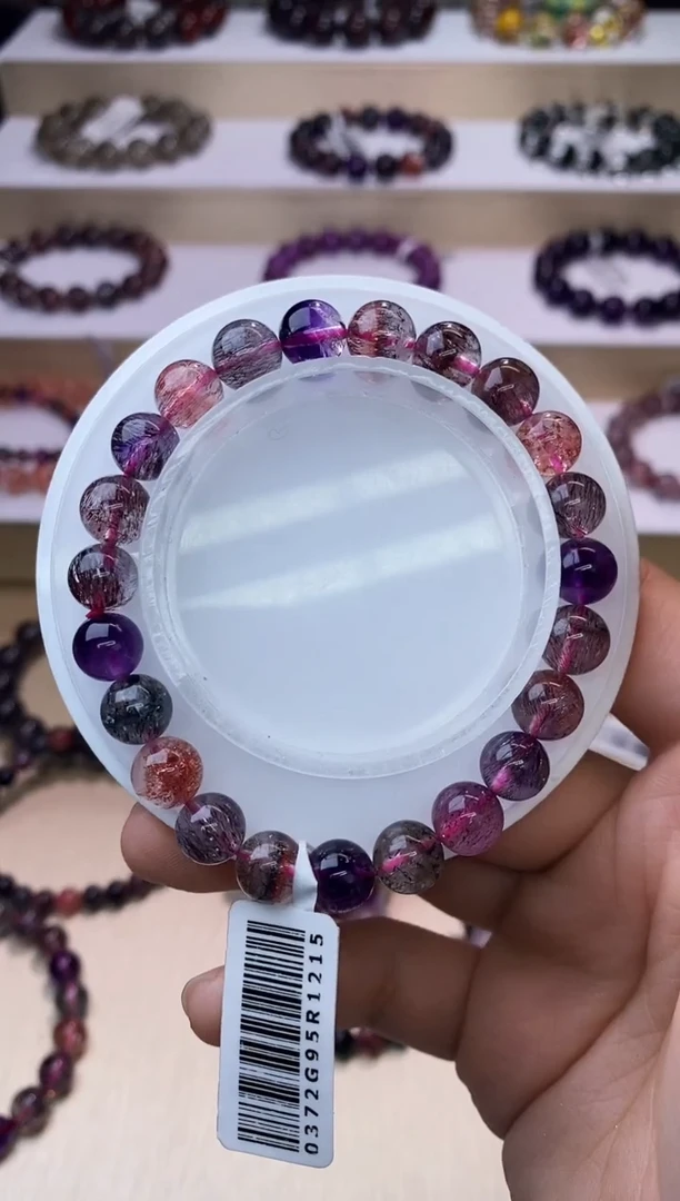 【闪购商品】水晶手链未镶嵌黑加仑超七8m+