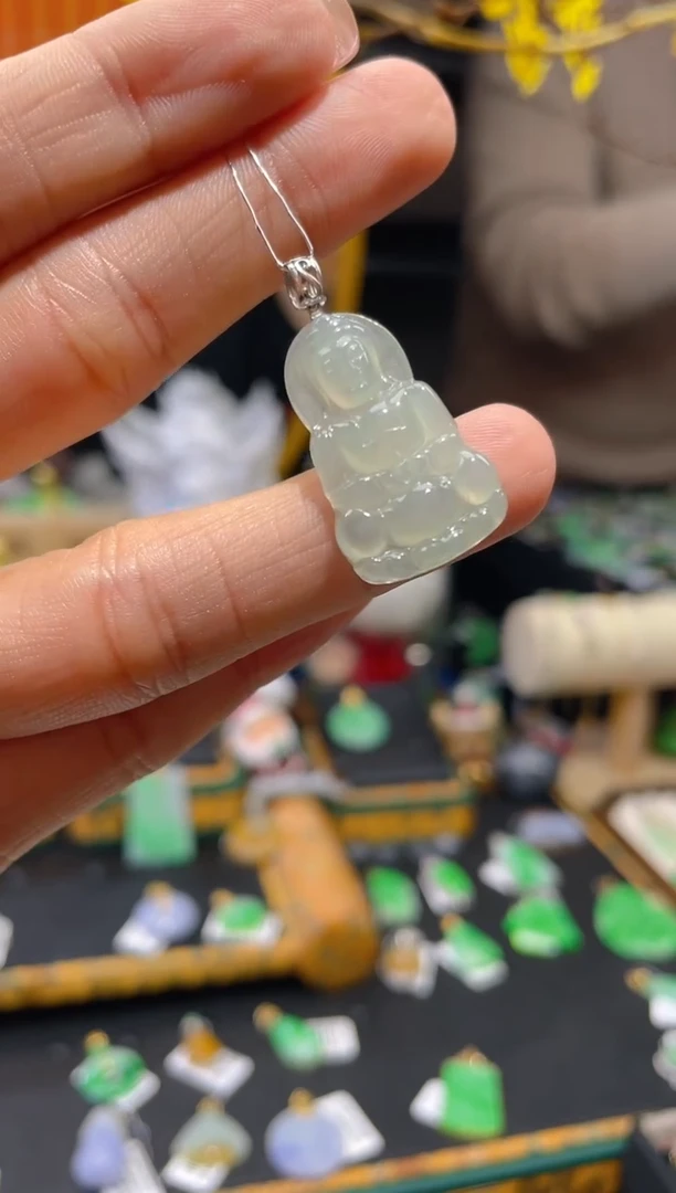 【闪购商品】翡翠颈饰18K金镶嵌假一赔三