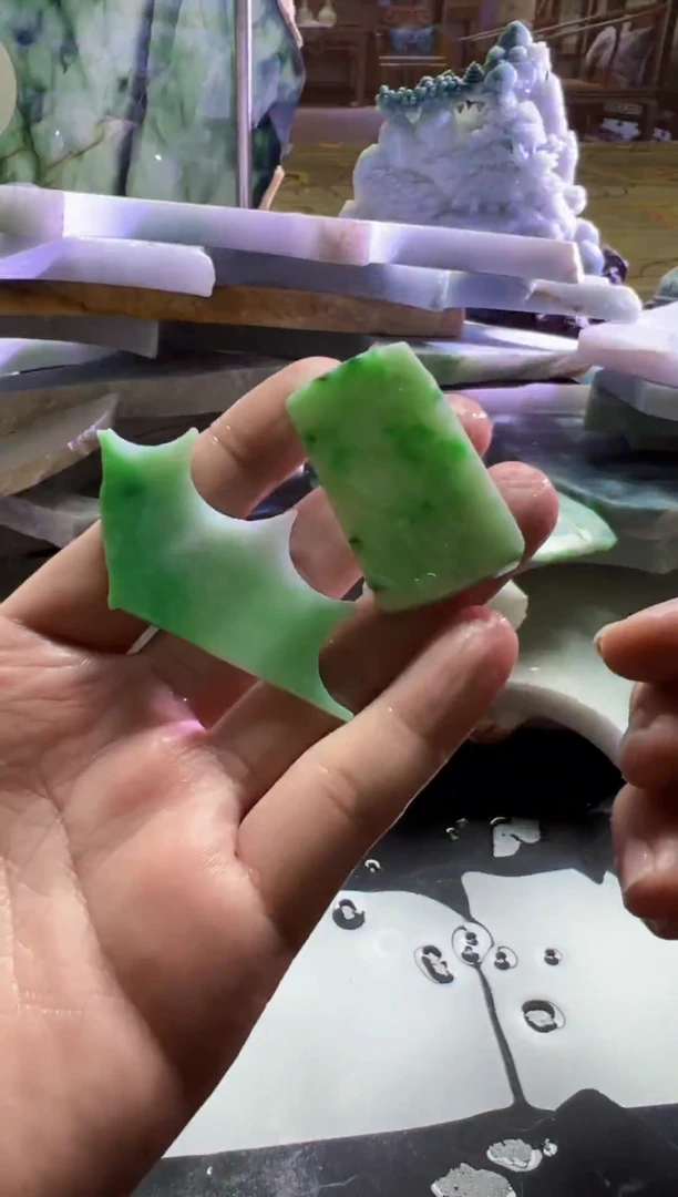 未镶嵌挂件翡翠天然缅甸翡翠A货