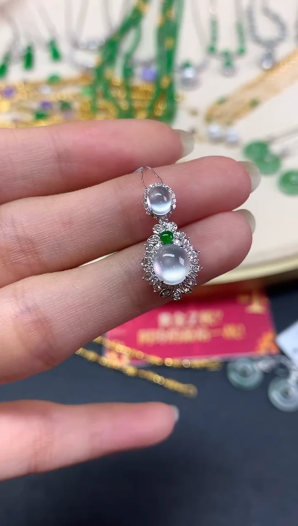 吊坠(不含链)18K金镶嵌翡翠吊坠(不含链)|5800多样性发其一