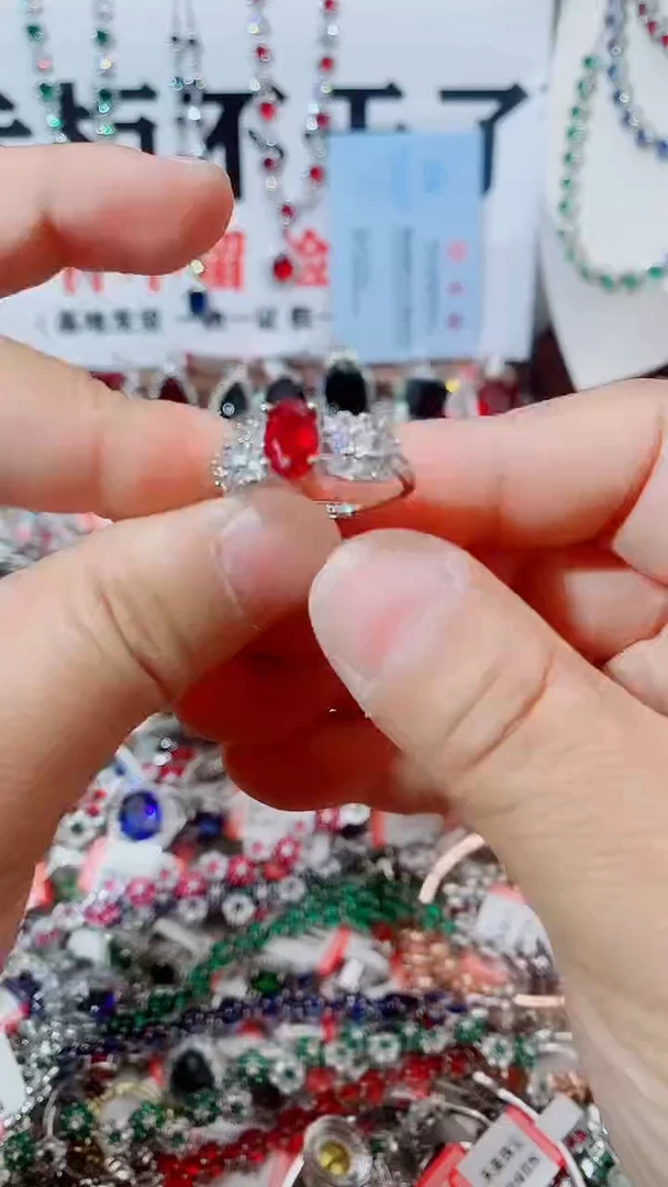 未镶嵌戒指红宝石红宝石