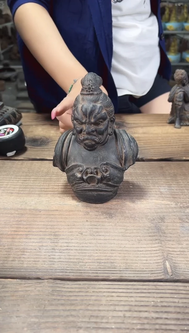 陶土【火山泥】力士像