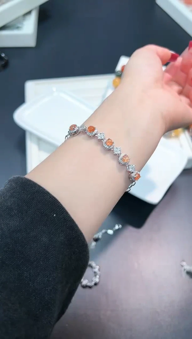 【闪购商品】长石手链合金46q多样性发其一/1条默认微瑕