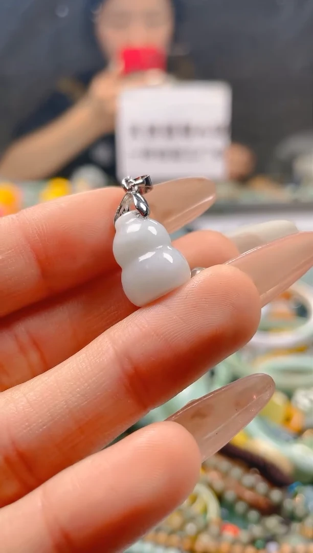 【闪购商品】翡翠颈饰未镶嵌/J/翡翠A货一图一物