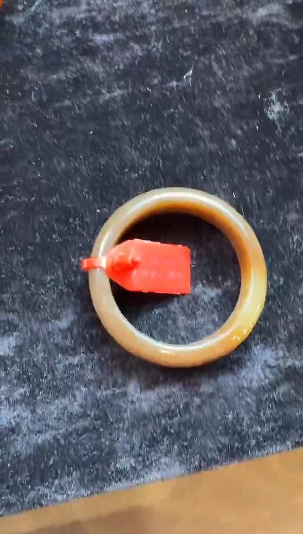 未镶嵌手镯和田玉1