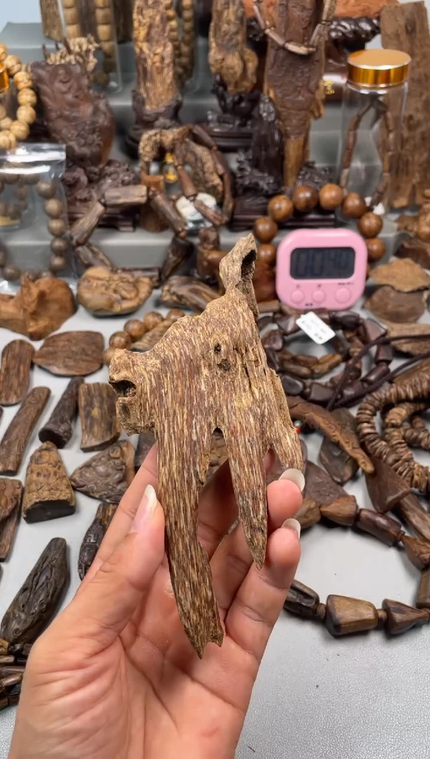 沉香沉香碎屑£****£沉香  越南芽庄