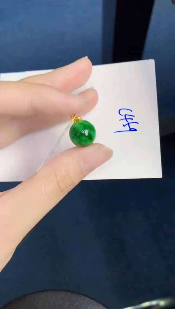 翡翠18K金镶嵌颈饰000000000