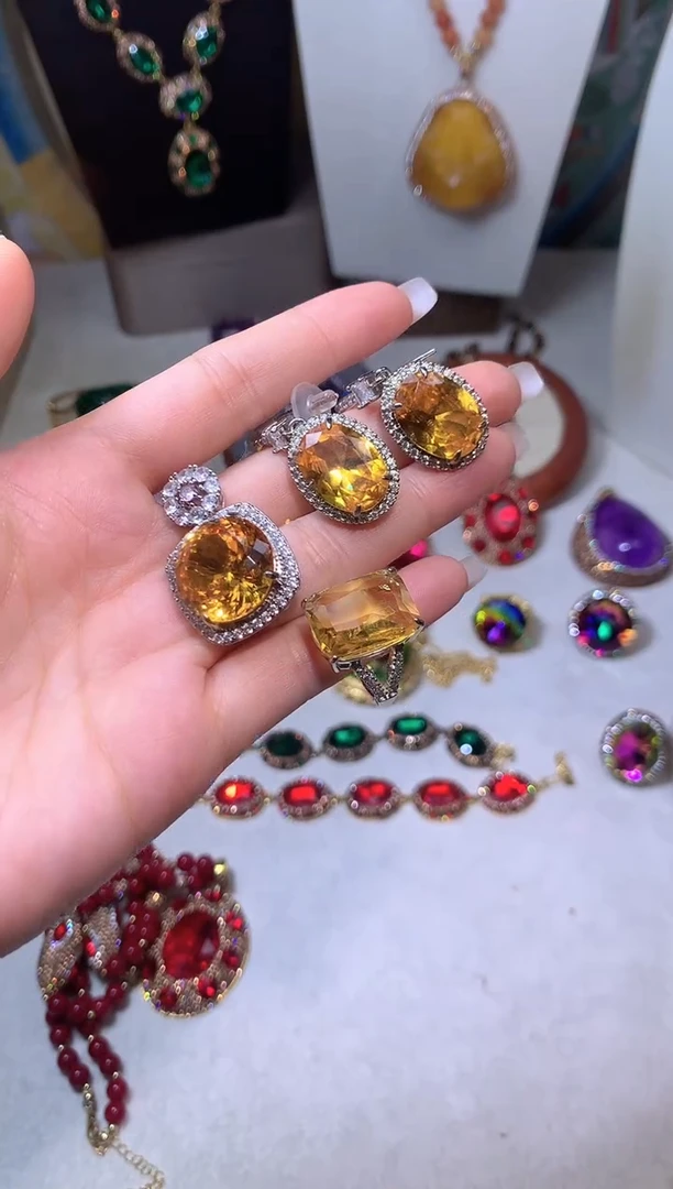 铁合金花岗石黄色套装