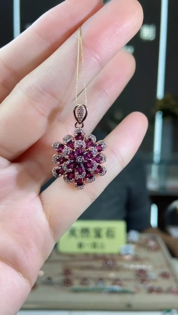 【闪购商品】石榴石颈饰银S925镶嵌颈饰