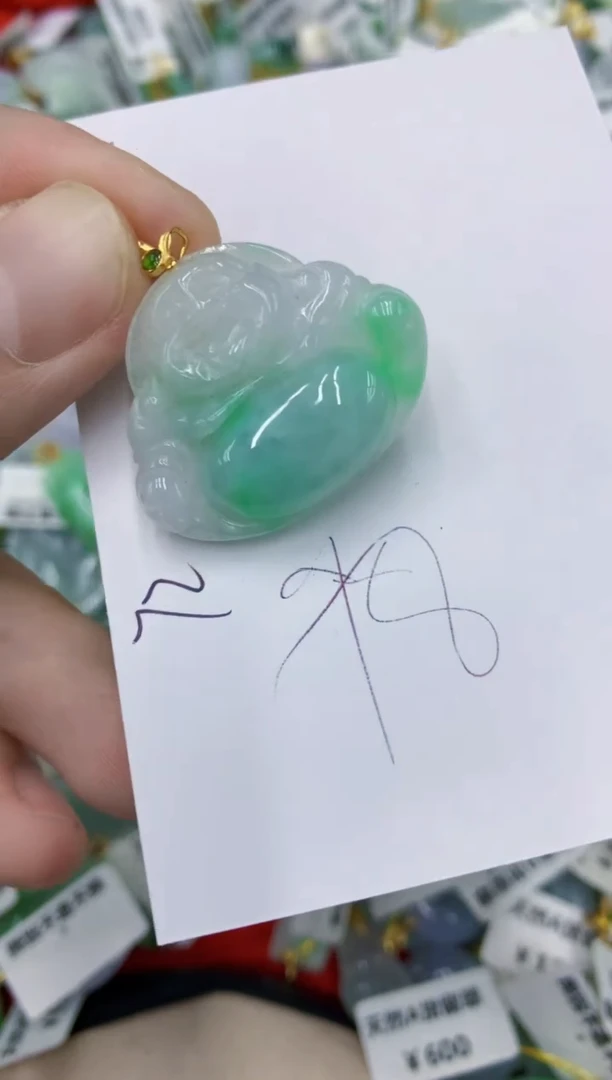 翡翠未镶嵌颈饰111111111111