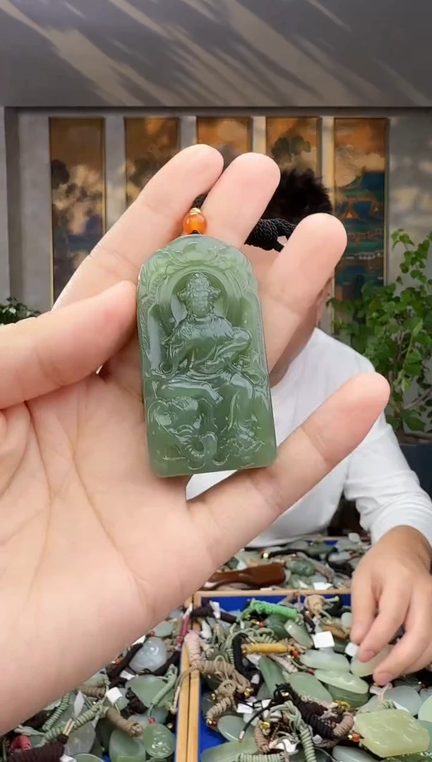 未镶嵌和田玉挂件拍一发一