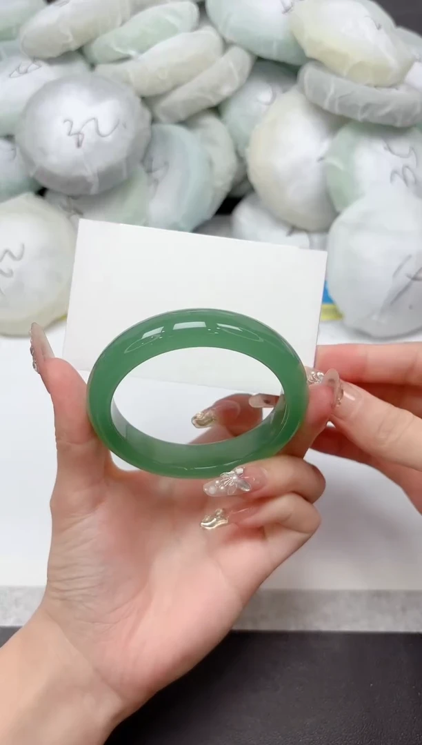 未镶嵌手镯石英质玉2-56.7