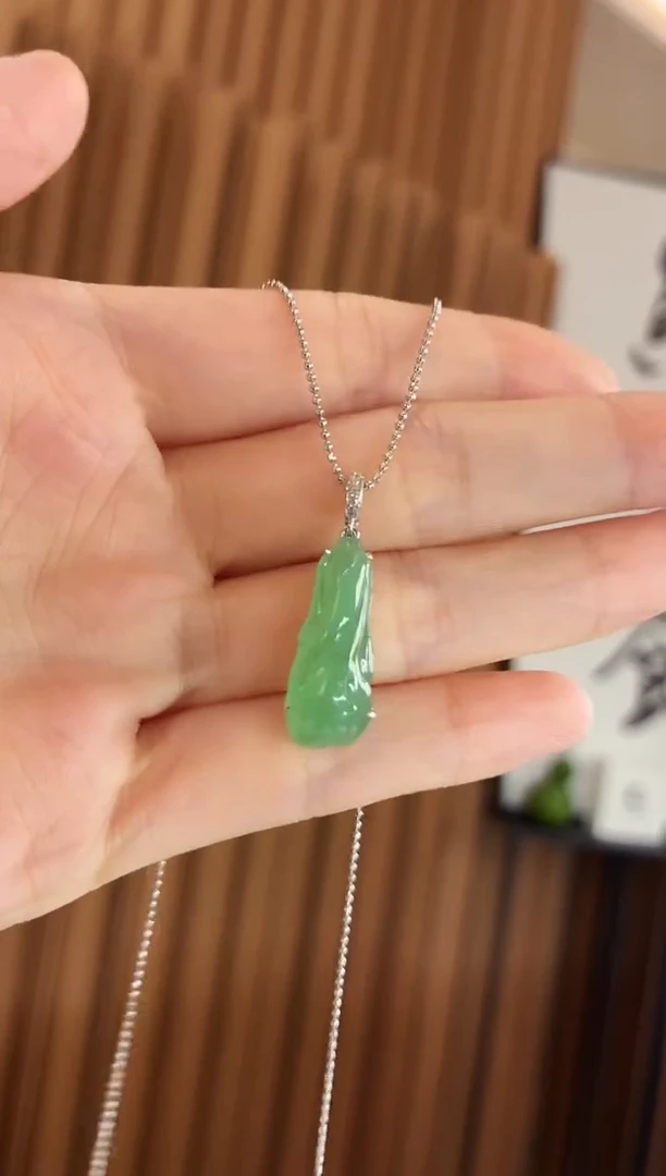 吊坠(不含链)18K金镶嵌翡翠吊坠