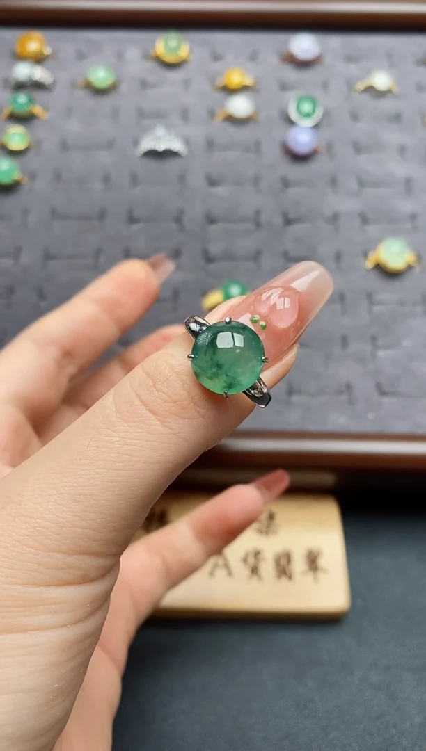 银S925镶嵌戒指翡翠.
