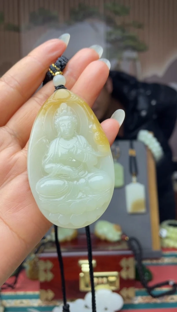 颈饰未镶嵌和田玉拍一发一