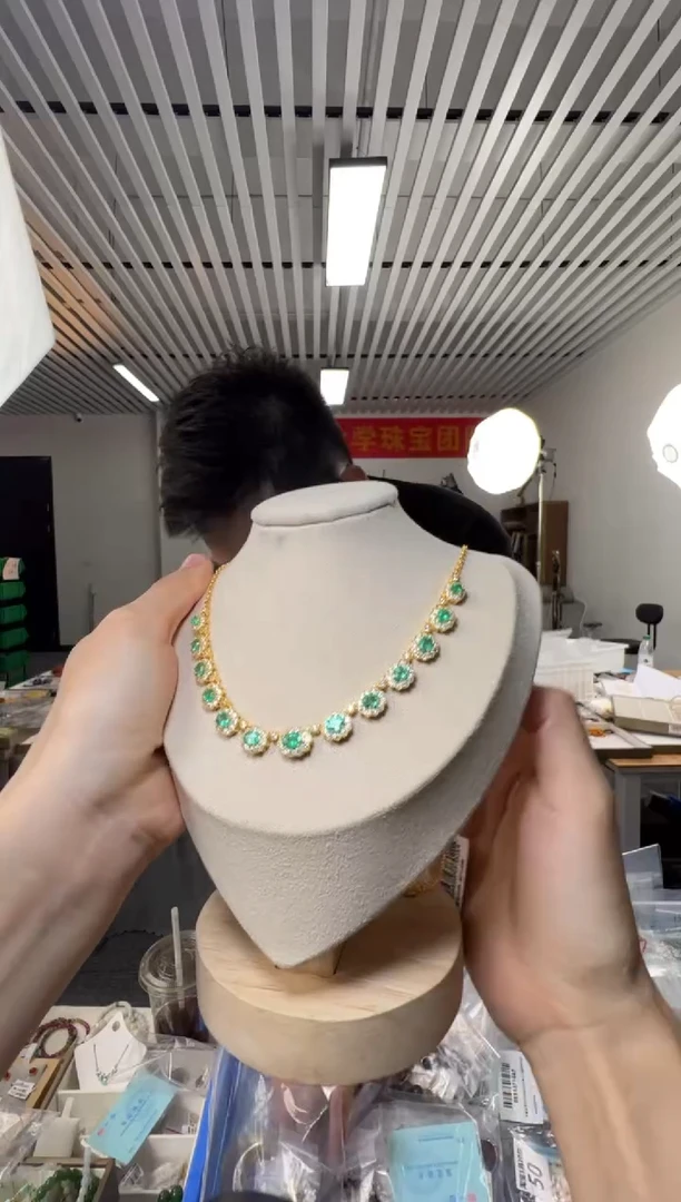 银S925镶嵌项链祖母绿天然祖母绿塔链S925银项链