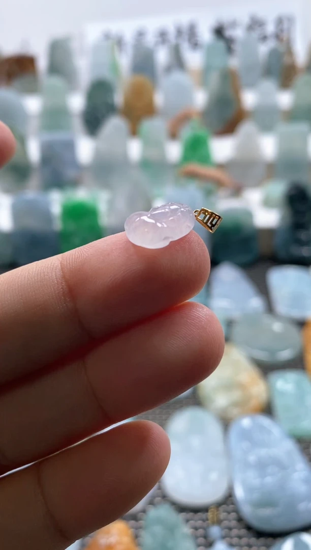 翡翠未镶嵌吊坠(不含链)1