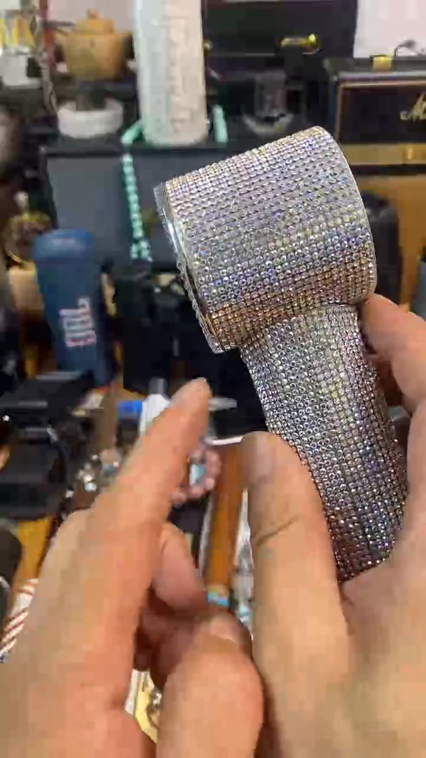 瓷片闪购商品，如图所示