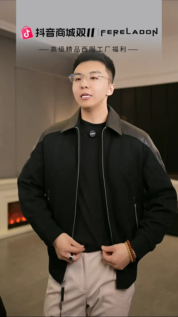 77999 翻领羽绒服拼皮 50尺码  140-150斤