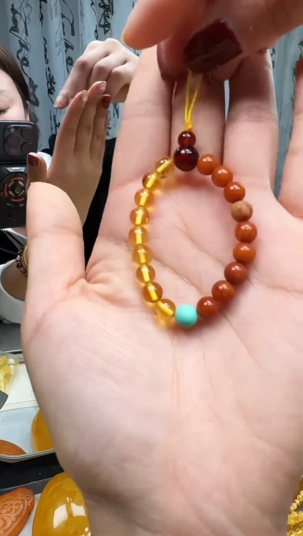 【闪购商品】琥珀裸石未镶嵌手机链