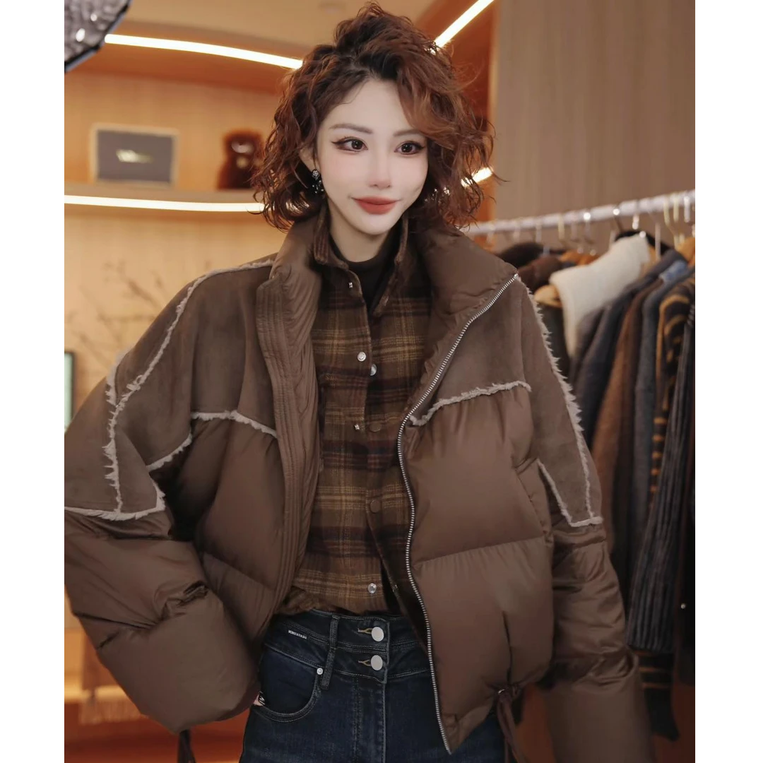 七奈推荐 【俱兴】时尚百搭休闲拼接立领羽绒服外套QN11864