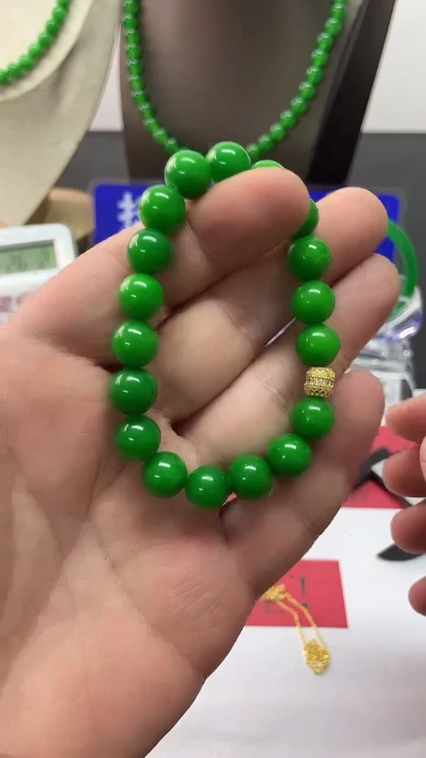 颈饰14K金镶嵌翡翠116手串