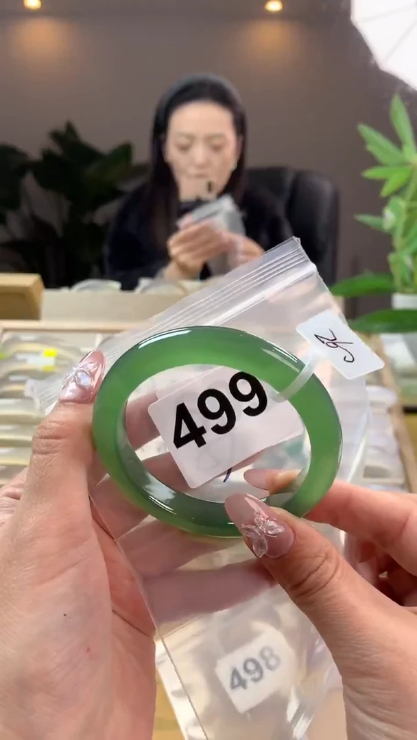 【闪购商品】玛瑙/玉髓手镯未镶嵌499