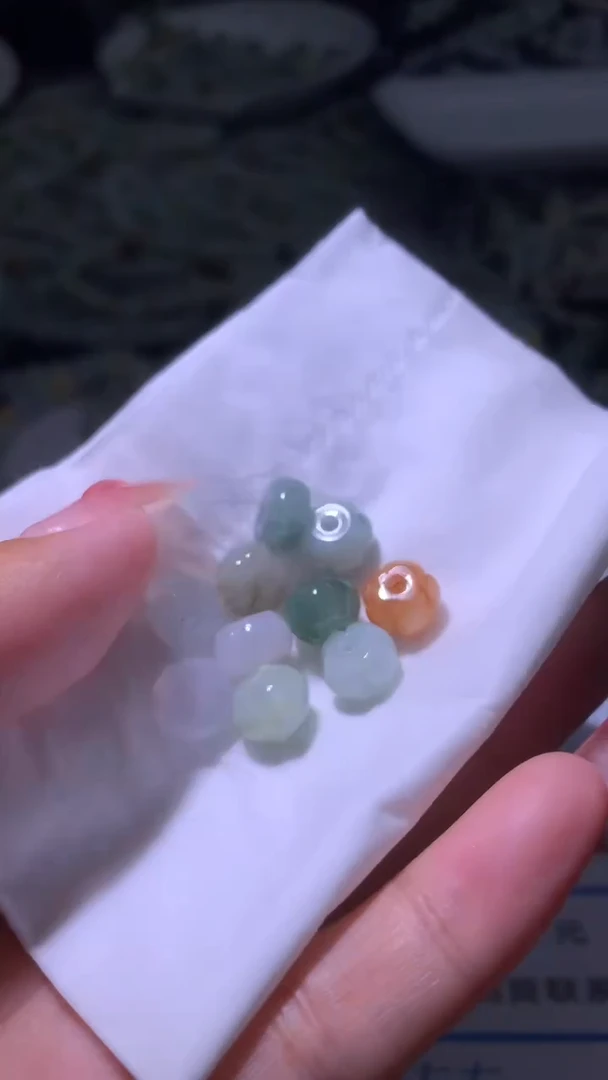 翡翠未镶嵌颈饰傲**香MXX015111