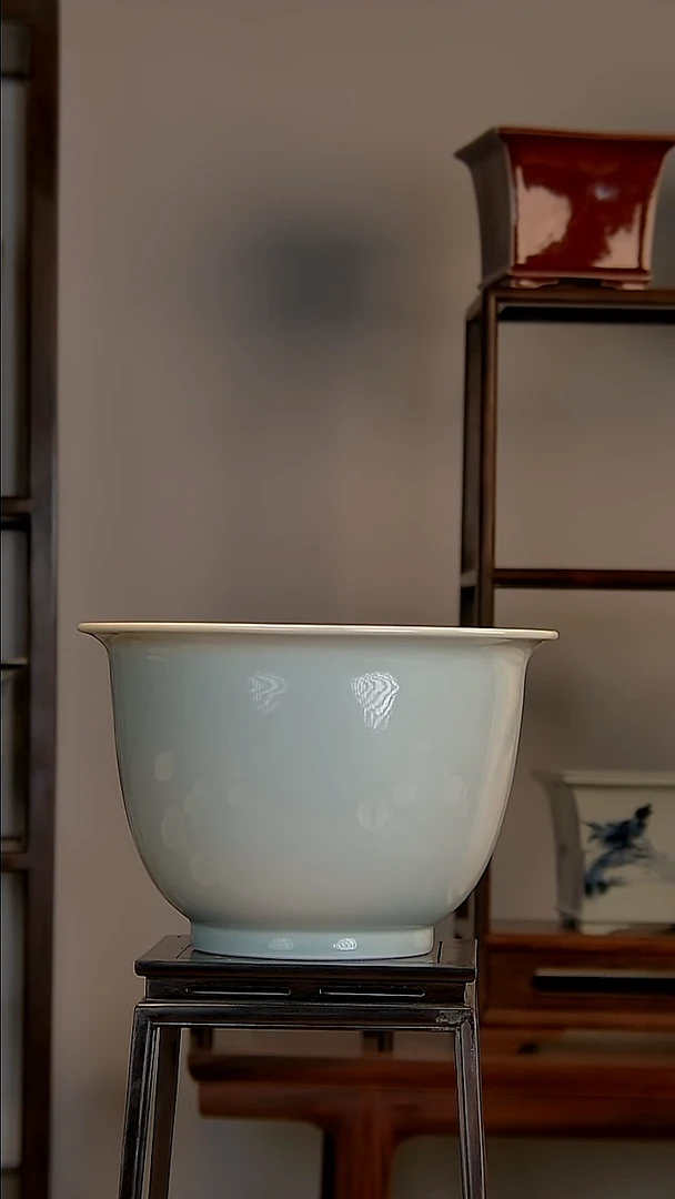 景德镇手工陶瓷花盆