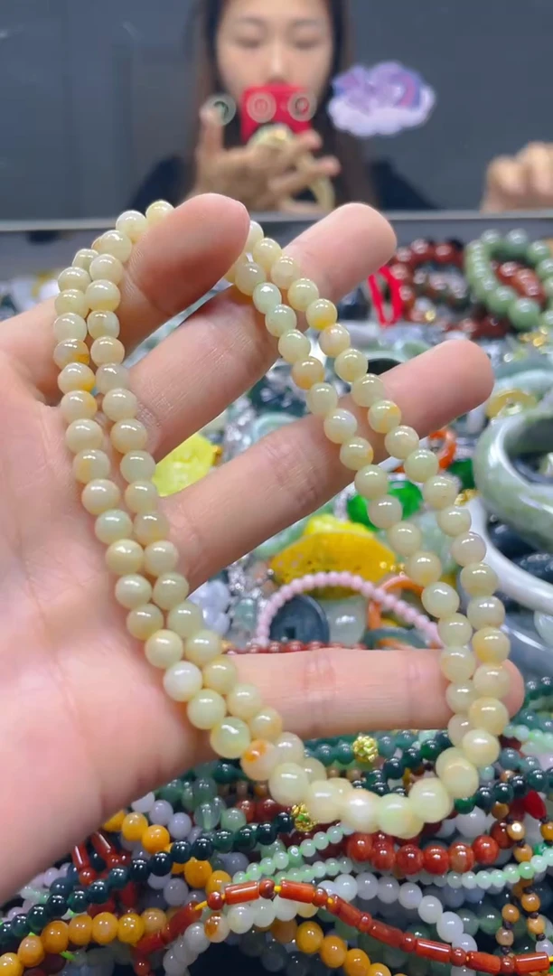 颈饰未镶嵌翡翠5MM