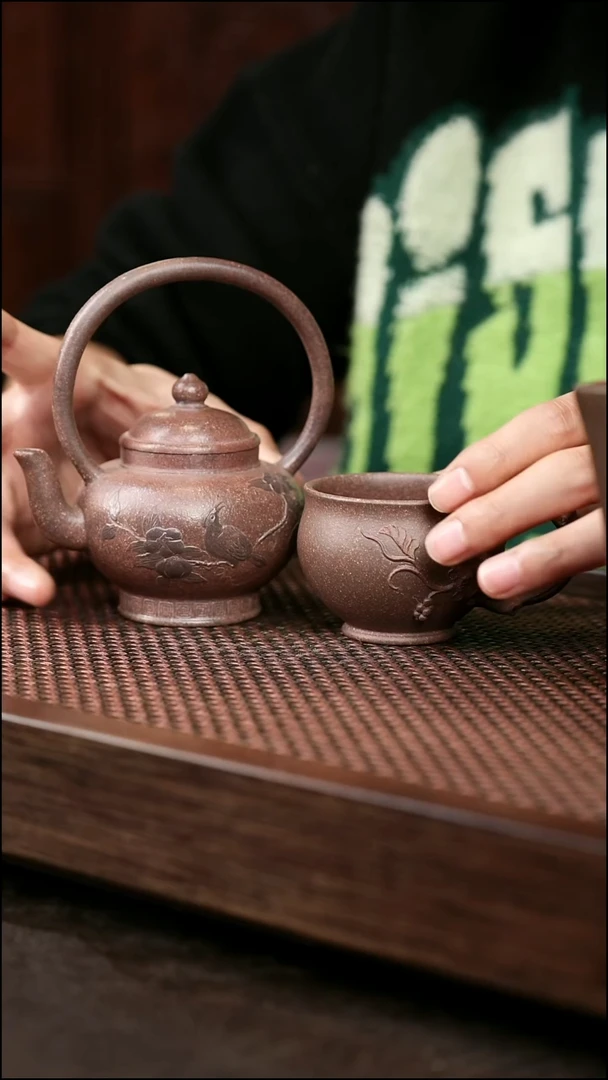 茶壶紫砂岩中泥提梁+报春杯