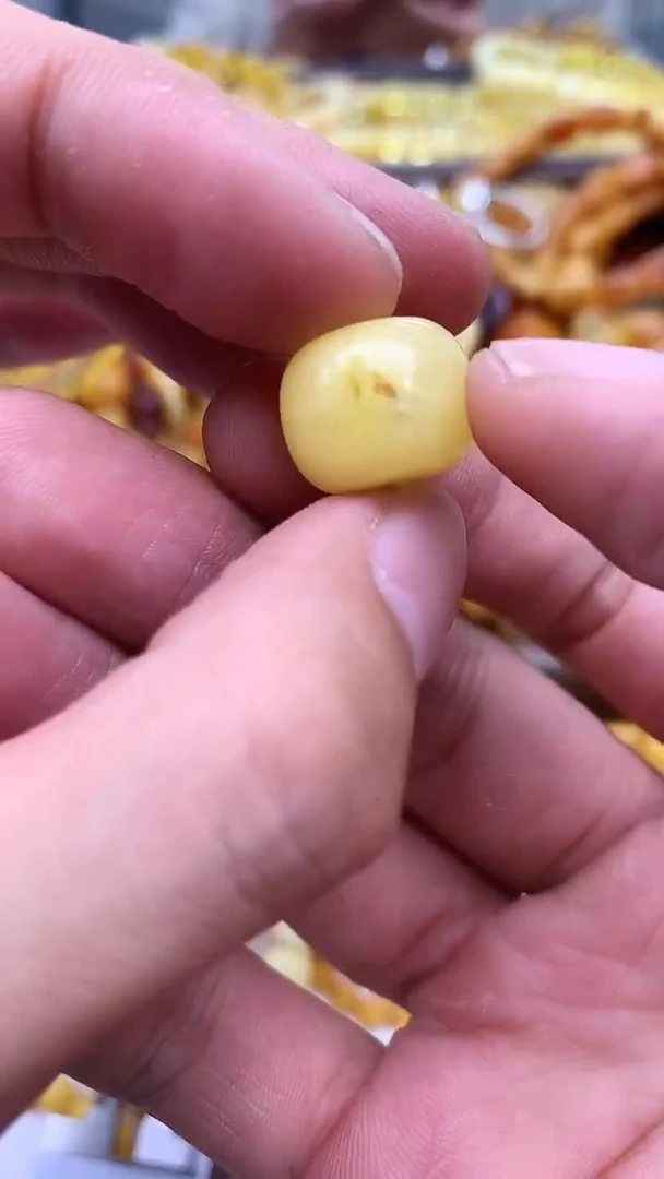 裸石蜜蜡未镶嵌单珠