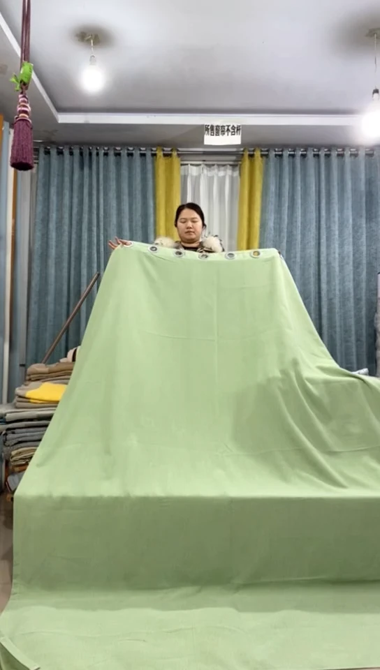 布成品窗帘    1.9