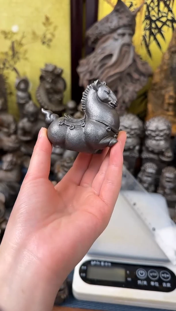 铁精致潮玩摆件小唐马