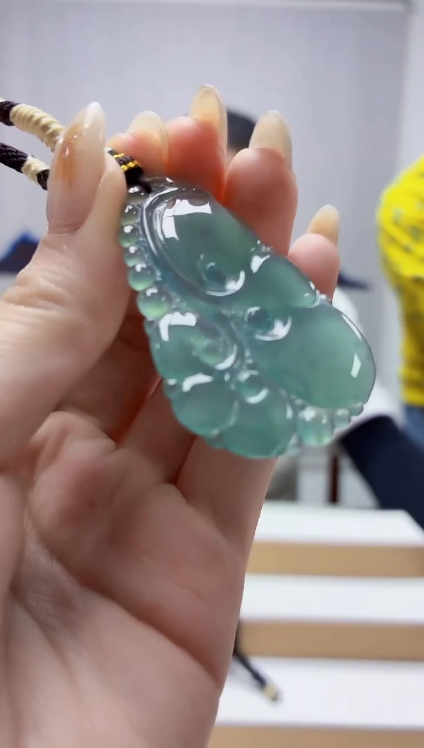 未镶嵌定制翡翠4898jw-毛货挂件87