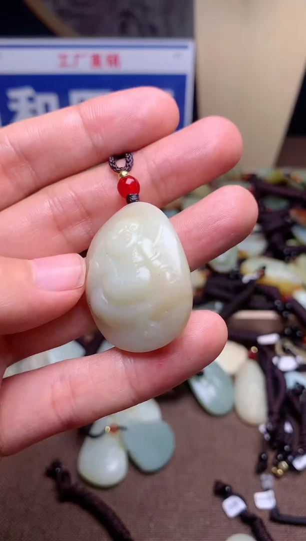 【闪购商品】和田玉颈饰未镶嵌1