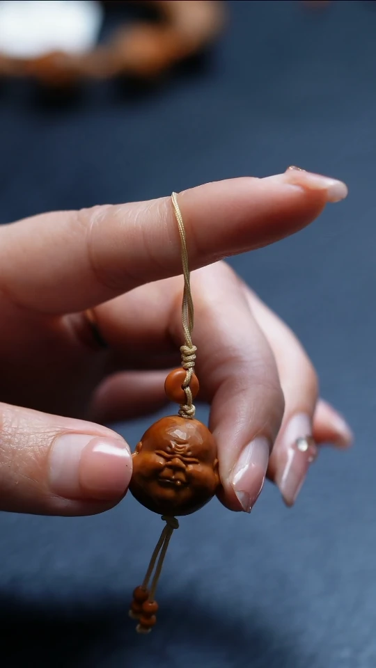 【闪购商品】橄榄核吊坠苏工橄榄核