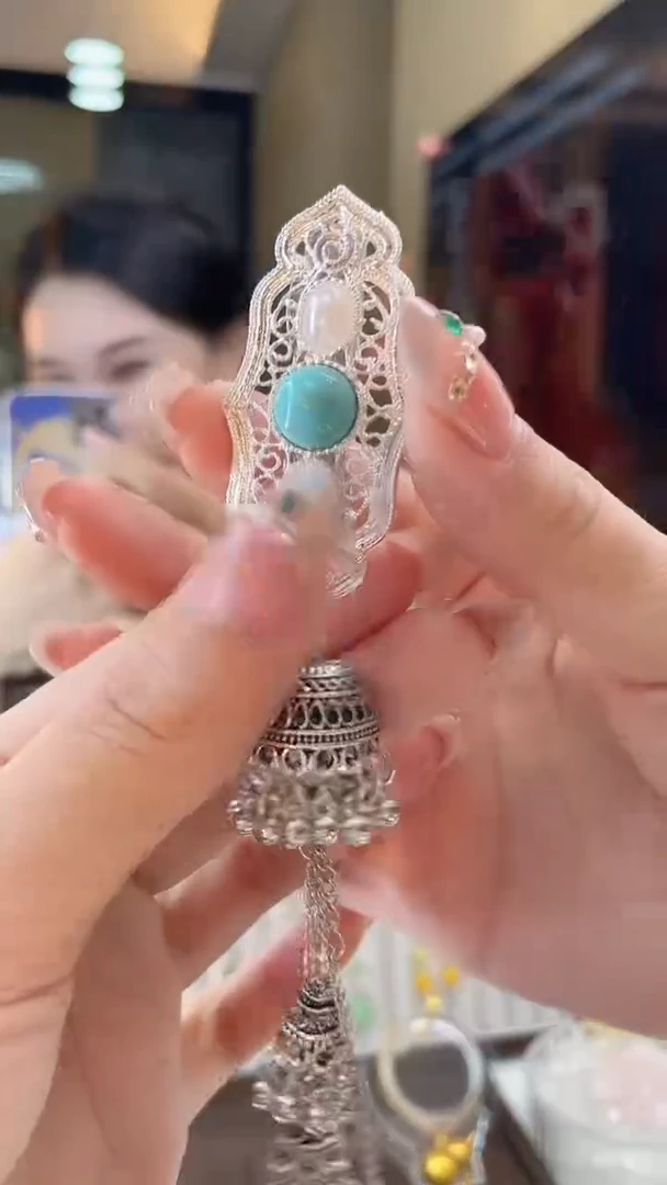 无铜合金蓝色流苏发夹