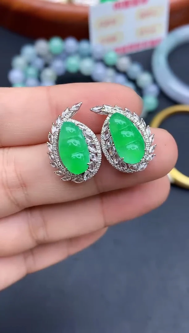 18K金镶嵌翡翠耳饰656-中国好珍宝