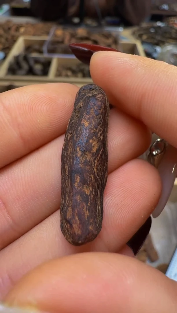 【闪购商品】沉香吊坠越南惠安红土