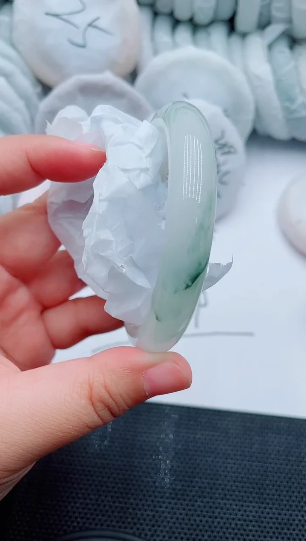 石英质玉手镯未镶嵌D20-59-60