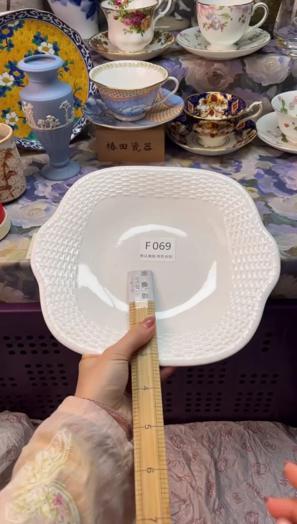 瓷片巧*瓷片瓷片          F 069