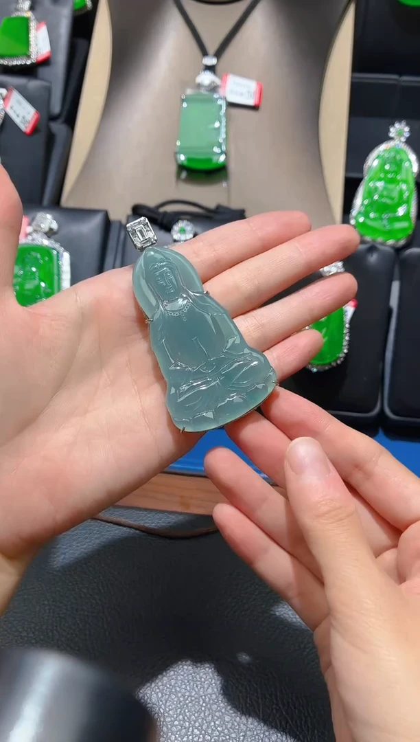 翡翠未镶嵌颈饰天然K28