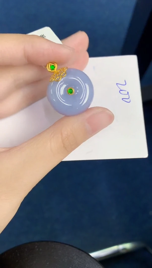 翡翠18K金镶嵌颈饰天然翡翠緬甸A貨