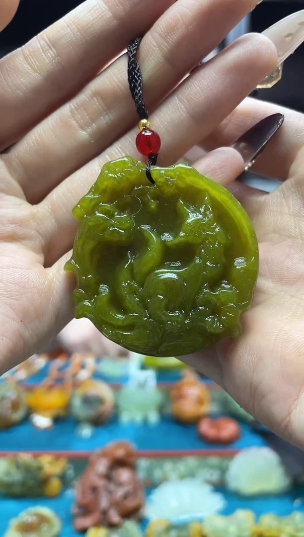 未镶嵌岫玉吊坠·