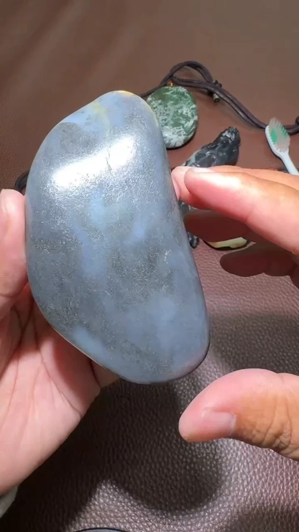 未镶嵌和田玉挂件和田玉