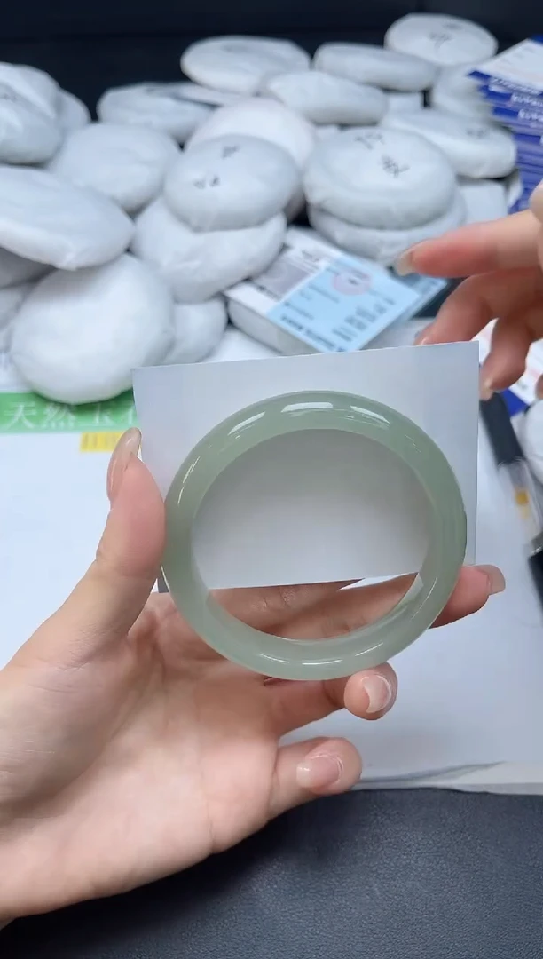未镶嵌手镯石英质玉0177-6061